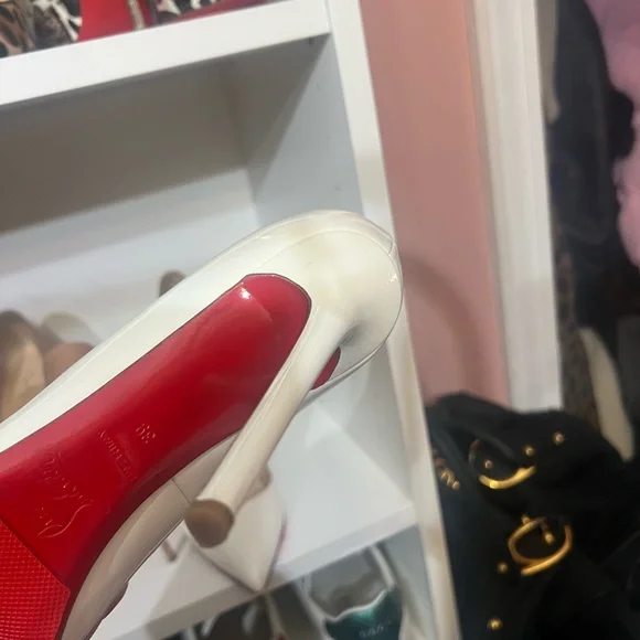Christian Louboutin size 39 So Kate - White High Patent Leather Heels - Picture 7 of 8